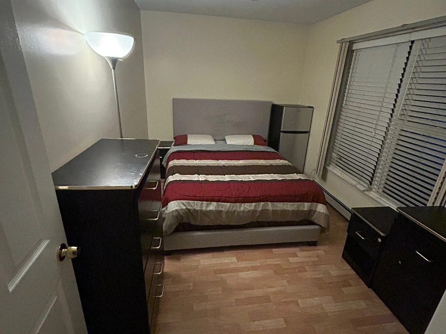 1 bed, 144 sqft, $1,100 — Photo 2