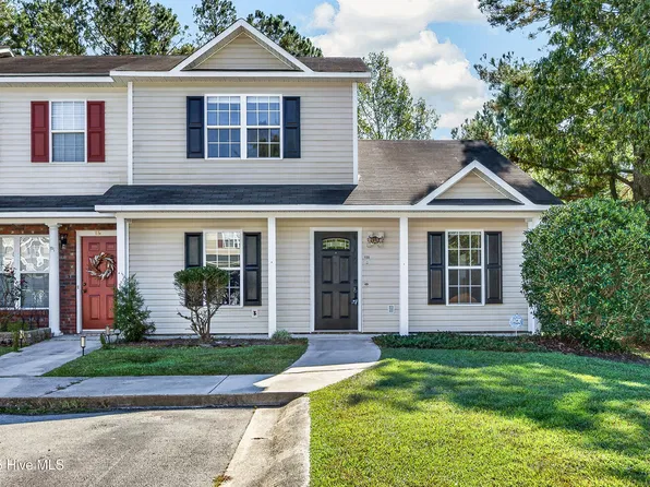 100 Meadow Brook Ln, Jacksonville, NC 28546