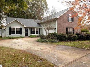 116 Shelby Ct, Simpsonville, SC 29681