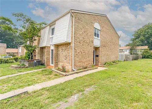 6400 Dillard Pl #1 Photo 1