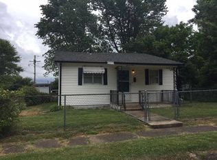 201 S Hall St, Webb City, MO 64870