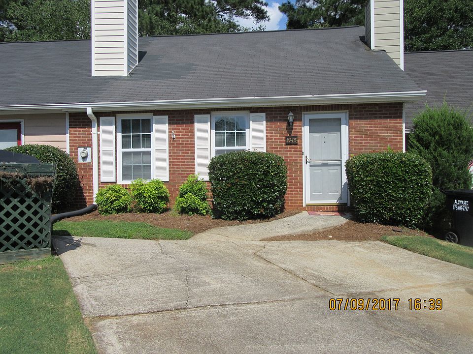 1945 Cheatham Woods Dr