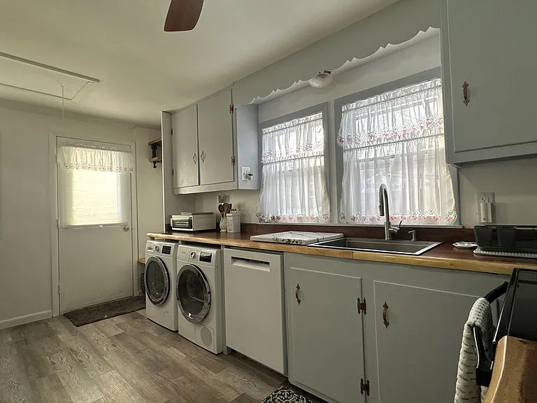 11 Cordially Colony — Photo 3