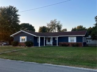 403 Colegrove St, Assumption, IL 62510