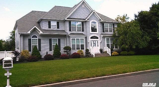 1st image of 33 N Durkee Ln
