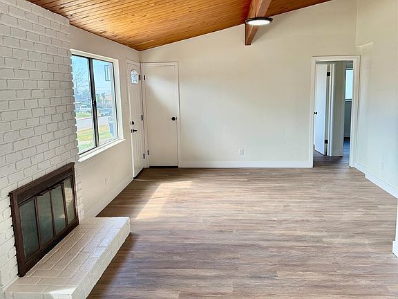 3rd image of 2800 Blade Ave