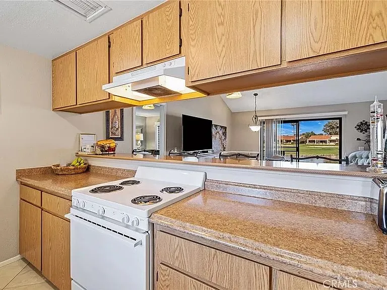 40268 Bay Hill Way — Photo 7