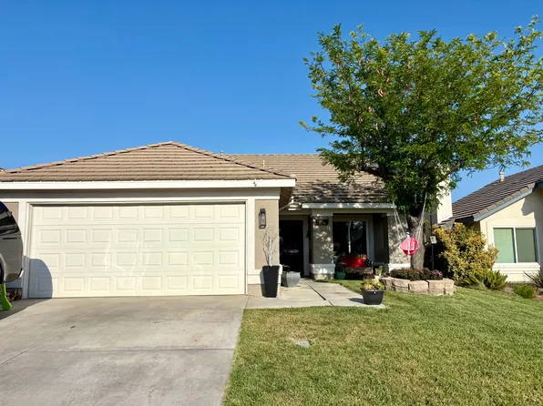5567 Grand Prix Ct, Fontana, CA 92336