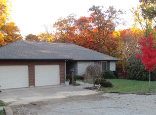 6640 NE Kincaid Rd, Topeka, KS 66617