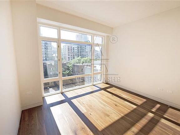 5th image of 151 W 21st St APT 6C