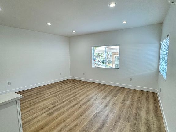 5th image of 5201 E Anaheim Rd #9