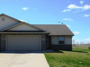 2289 Spring Meadow Dr UNIT 2, Neenah, WI 54956