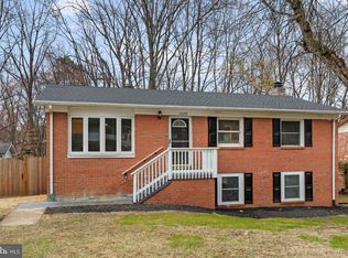 13429 Kingsman Rd, Woodbridge, VA 22193