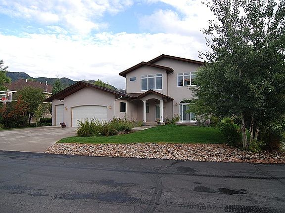 2nd image of 122 Horse Thief Ln