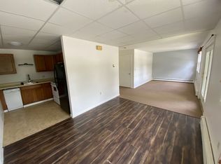 135 Glenwood Dr APT 1-4, Bangor, ME 04401