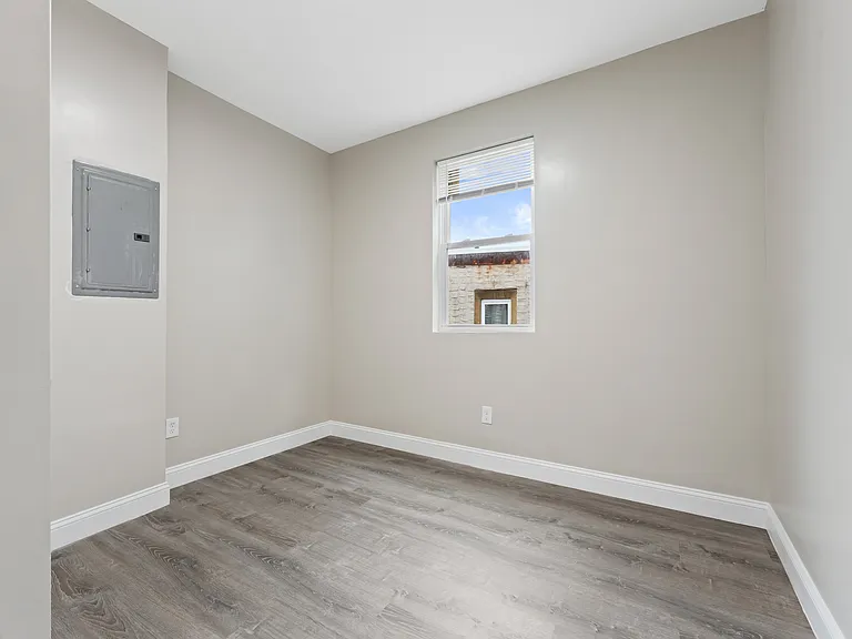 1517 W Westmoreland St — Photo 7