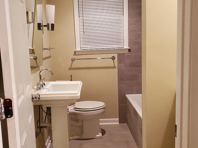 303 Pleasant Dr — Photo 11