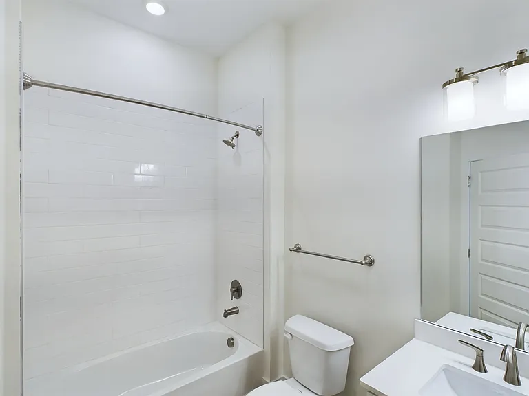 Anchor 934 Apartments — Photo 103