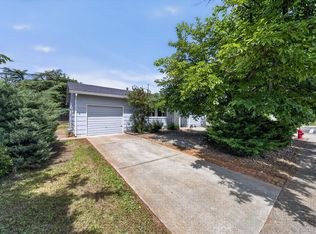 2490 Galaxy Way, Redding, CA 96002