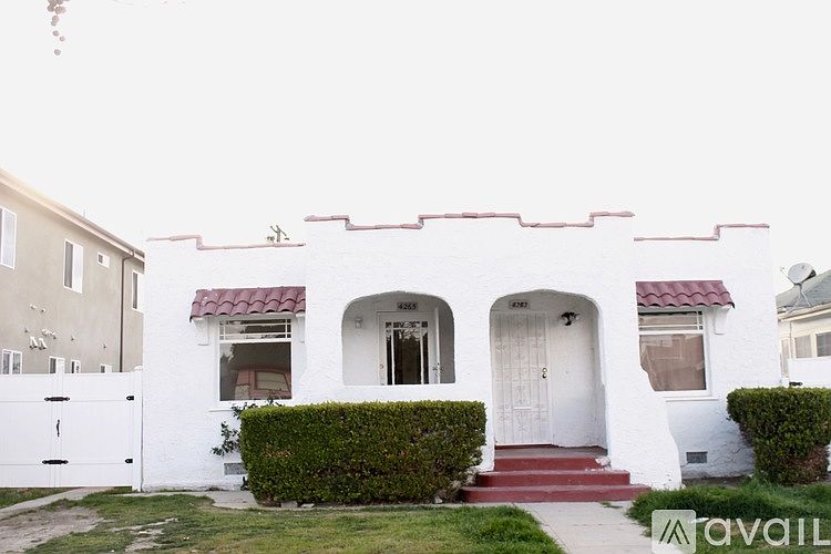 1st image of 4265 Walton Ave