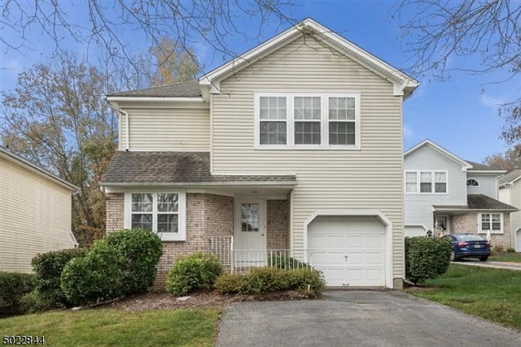 11 Cliffside Ct, Hardyston, NJ 07419 Zillow