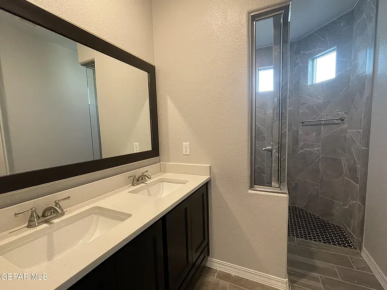 6009 Hidden Clove Ct — Photo 16