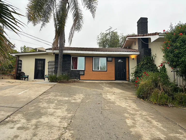 Osborne St — Photo 12