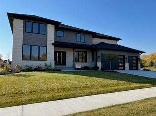 3908 Caliente Cir, Naperville, IL 60564