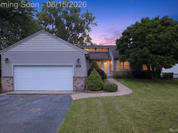 2805 Coral Way, Brighton, MI 48114