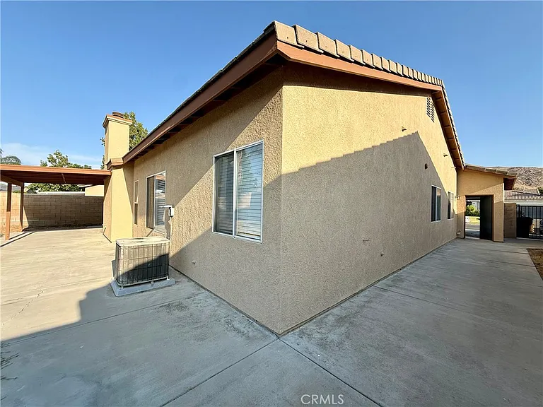 17210 Volante Ct — Photo 30