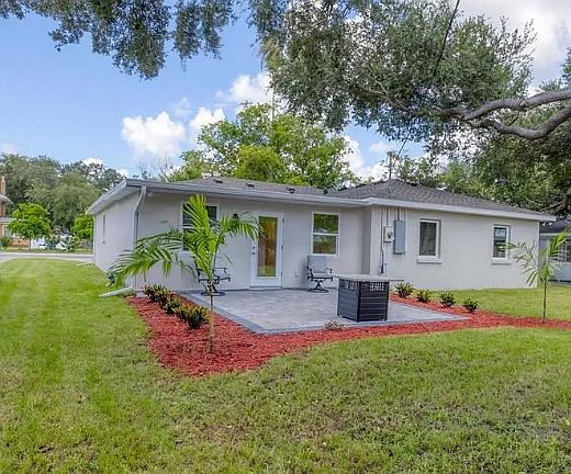 2nd image of 709 33rd Street Ct W