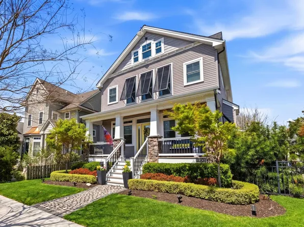 230 W Seaspray Rd, Ocean City, NJ 08226