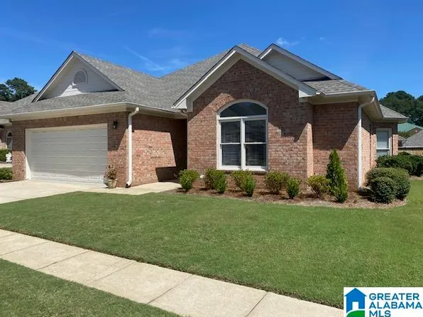 3615 Cedar Creek Cir, Trussville, AL 35173