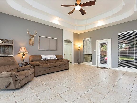 3rd image of 3017 Linva Ave
