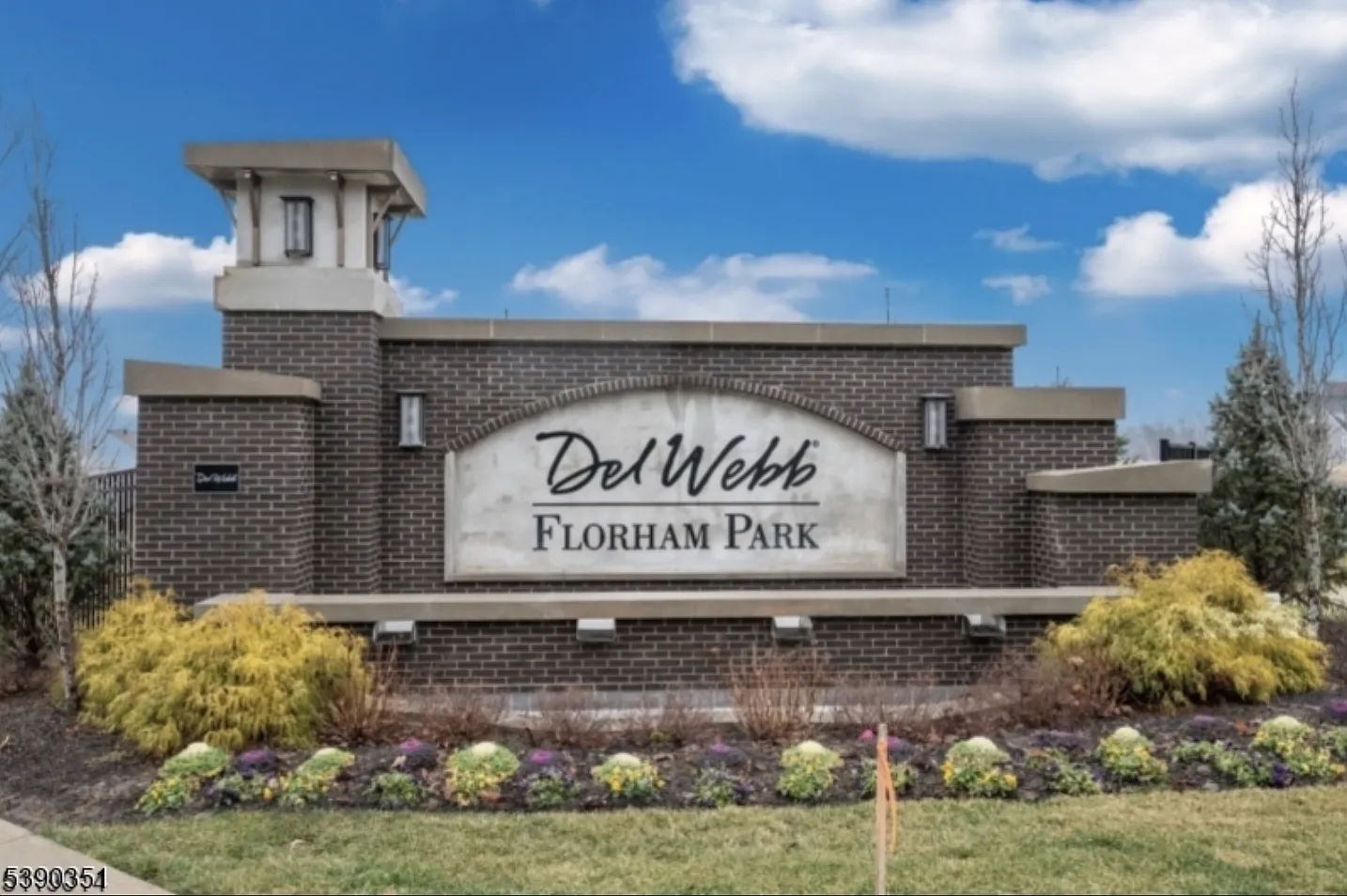 2 bed, 1388 sqft, $4,200 — Photo 1