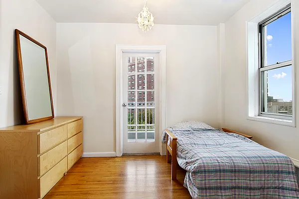 Sold by Corcoran | media 5