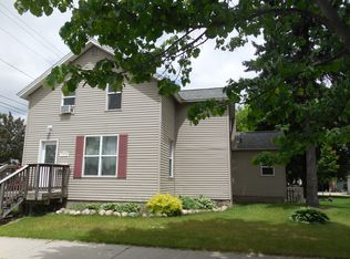 1534 Carney Blvd, Marinette, WI 54143