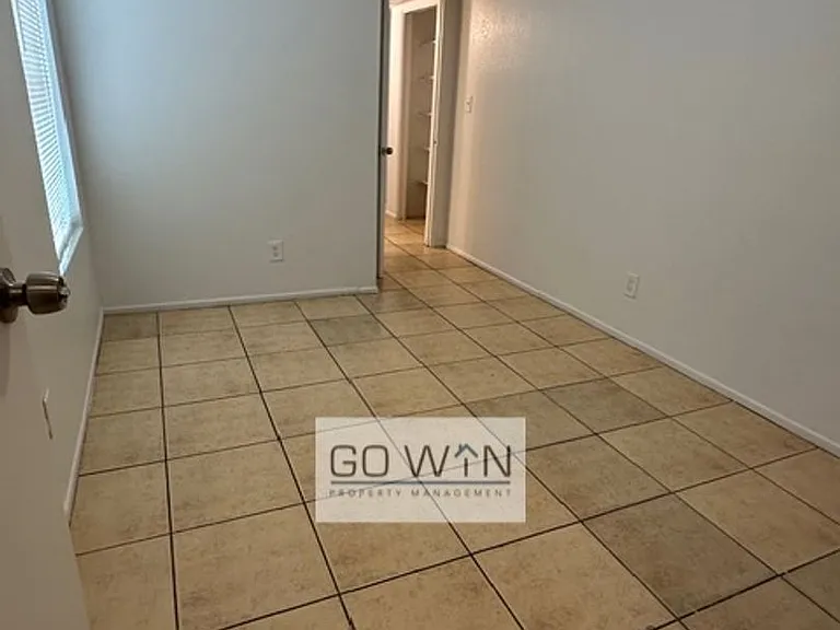 260 W 8th Ave #29 — Photo 5