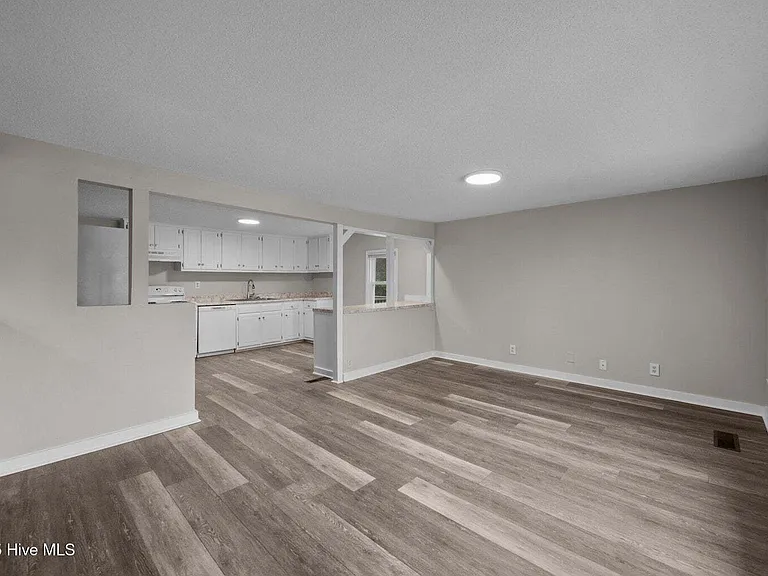 1634 Murrill Hill Rd — Photo 13