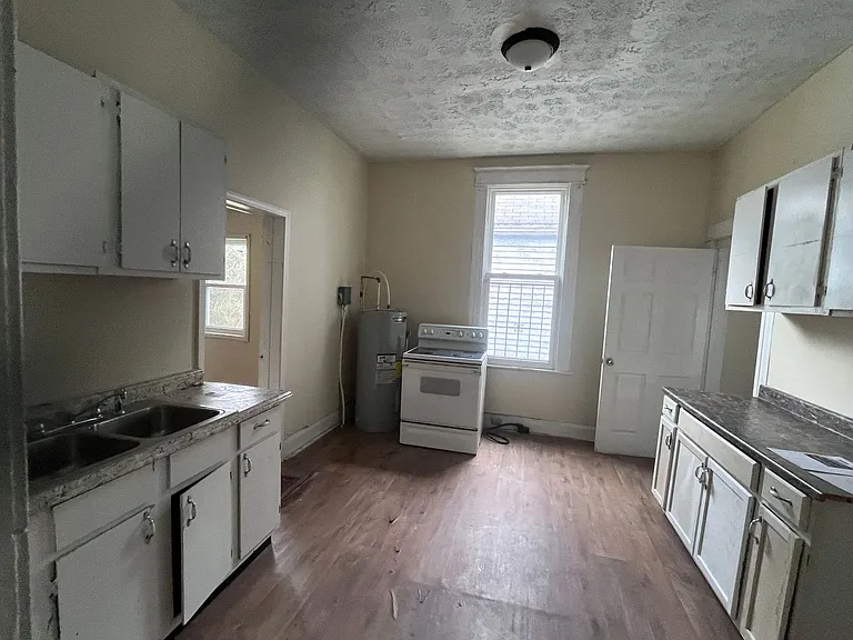 522 Virginia Ave — Photo 7