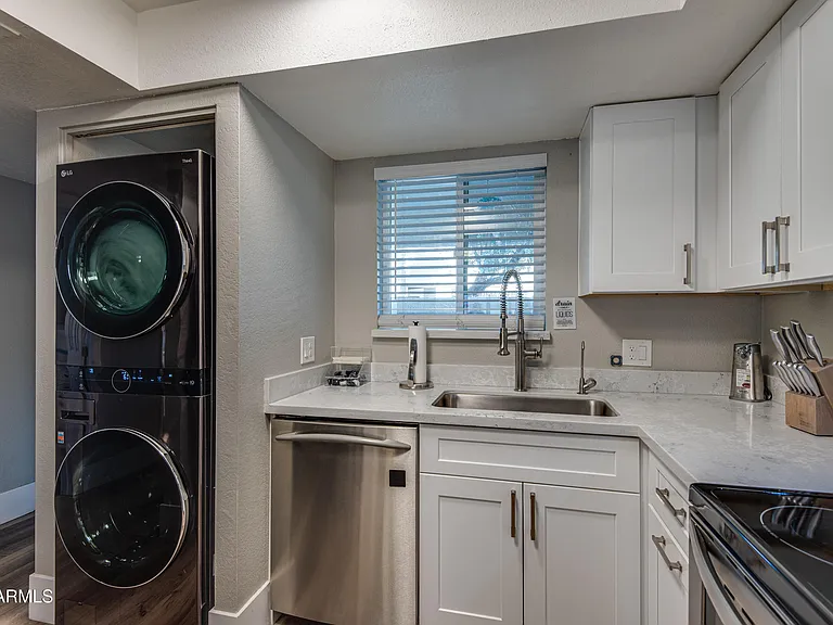 4150 E Cactus Rd #108 — Photo 8