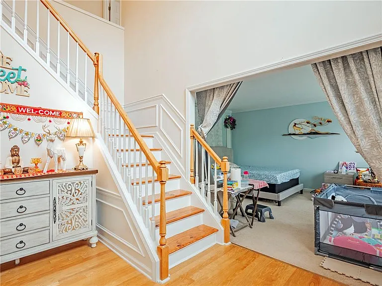 10910 Chatburn Way — Photo 4