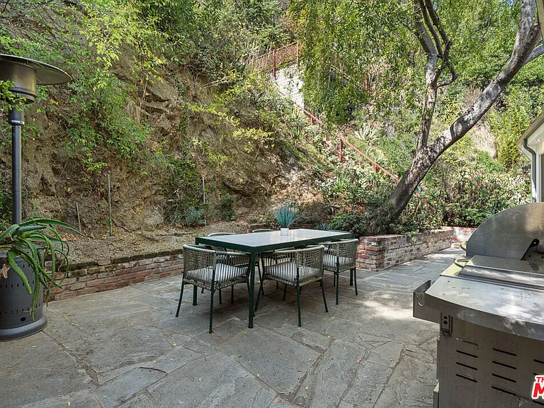 1853 Nichols Canyon Rd — Photo 25