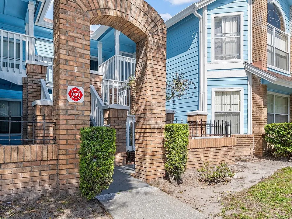 2741 N Poinciana Blvd #49