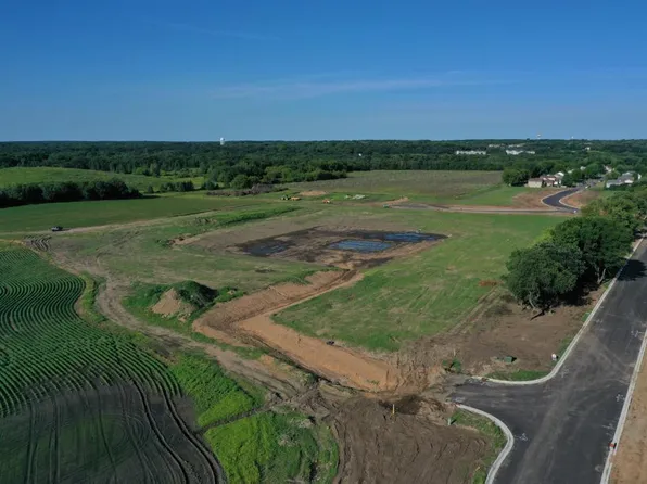 322 10th St S, Sartell, MN 56377