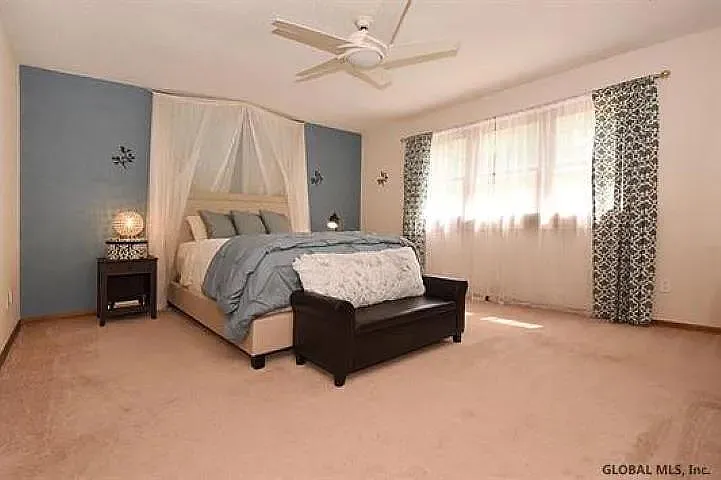 17 Cromwell Dr — Photo 5