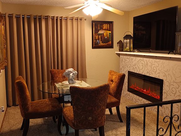 3rd image of 623 Rebecca Way