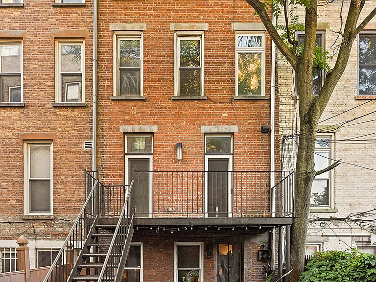 52 6th Ave #2 — Photo 9