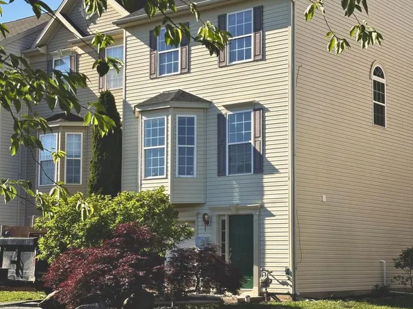 260 Country Ridge Dr, Red Lion, PA 17356