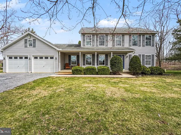 300 Red Shed Rd, Newville, PA 17241